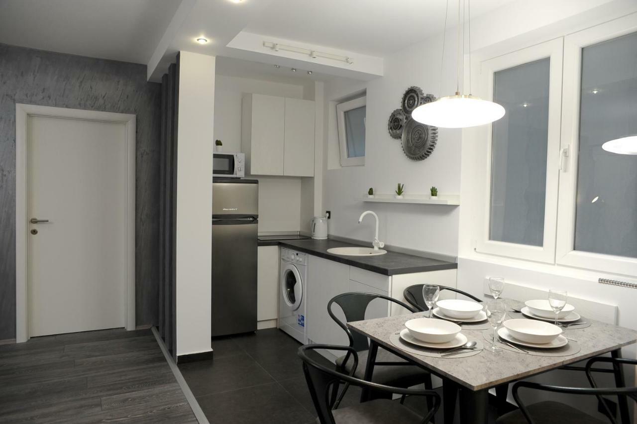 Apartment A Belgrado Esterno foto