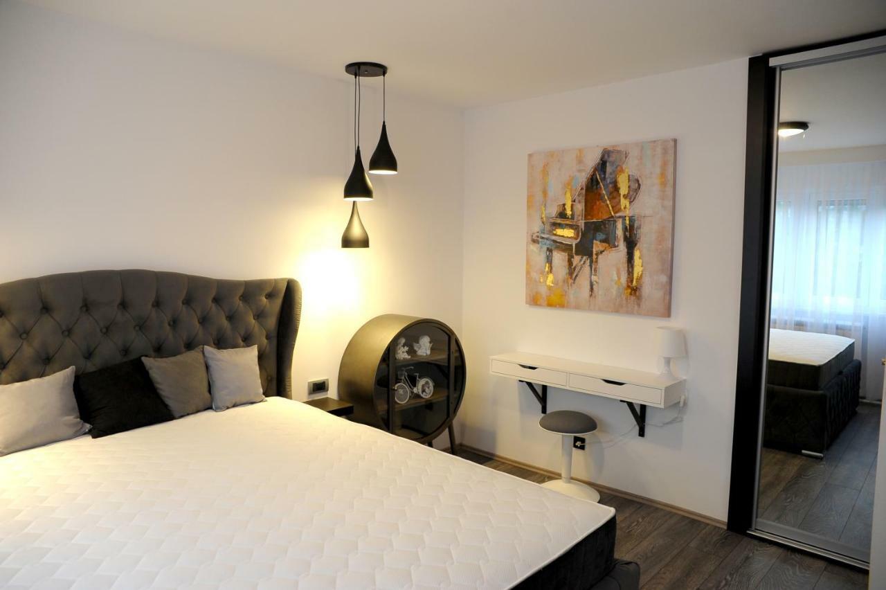 Apartment A Belgrado Esterno foto