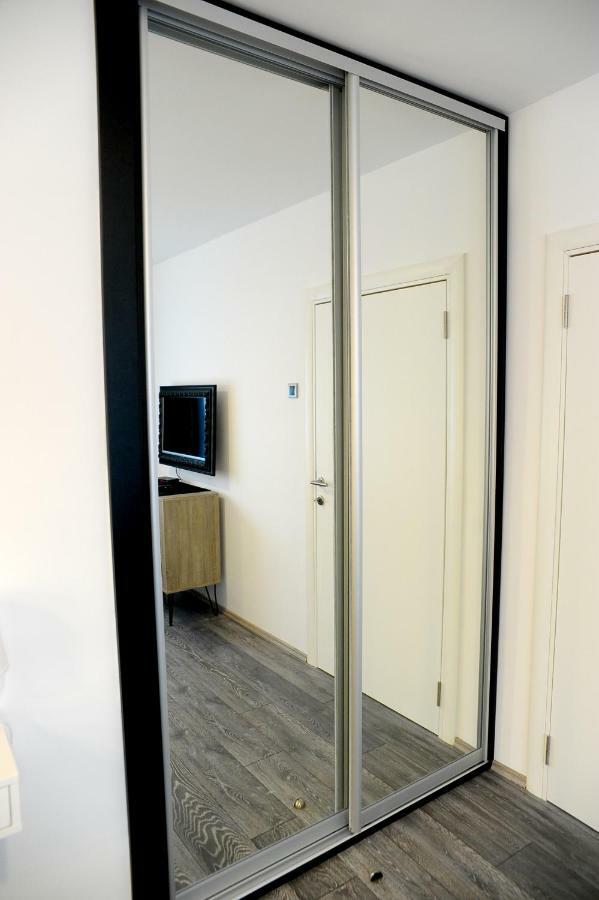 Apartment A Belgrado Esterno foto